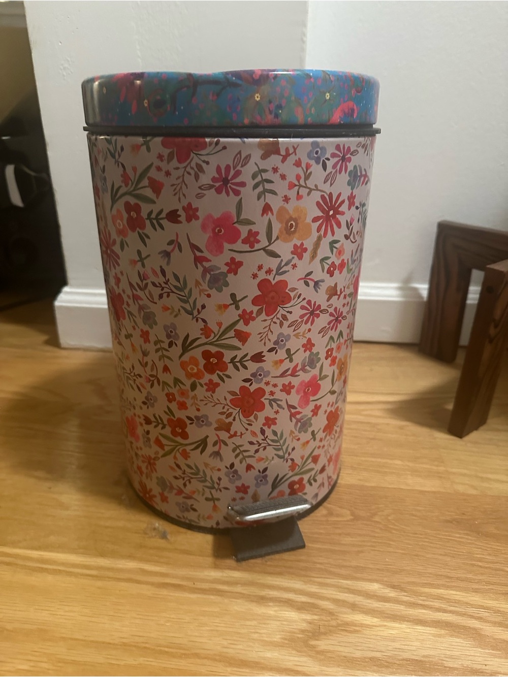 Floral Patterned Step Trash Can - Pink & Multicolor